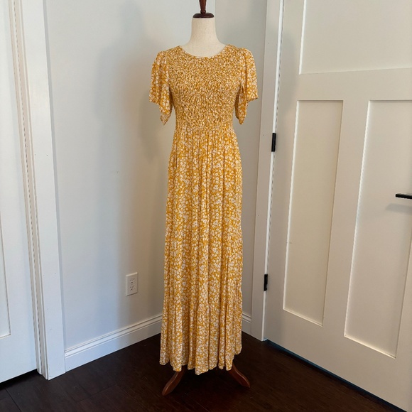 Flutter Sleeve Rayon Maxi Dress - Picture 1 of 6